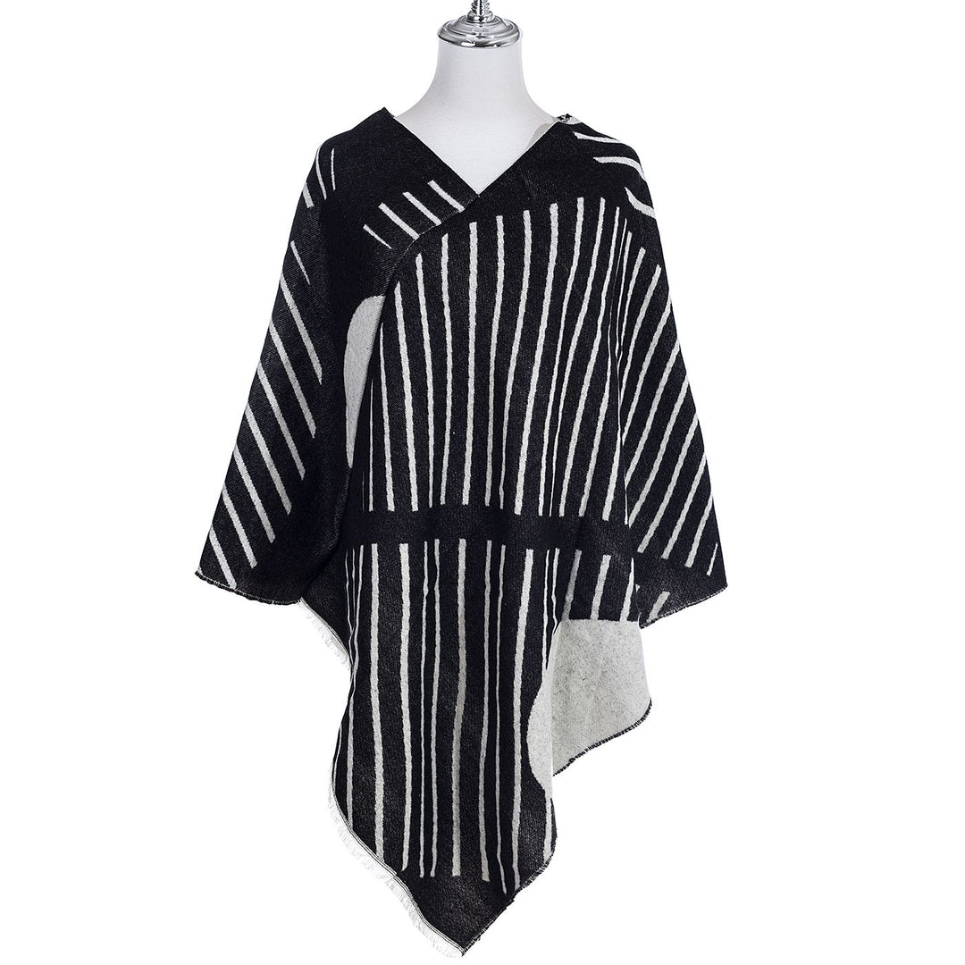 Black Diea Winter Poncho Free size