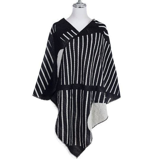 Black Diea Winter Poncho Free size