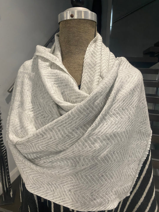 Julian Cashmere Unisex Muffler Scarf-Soft & Warm