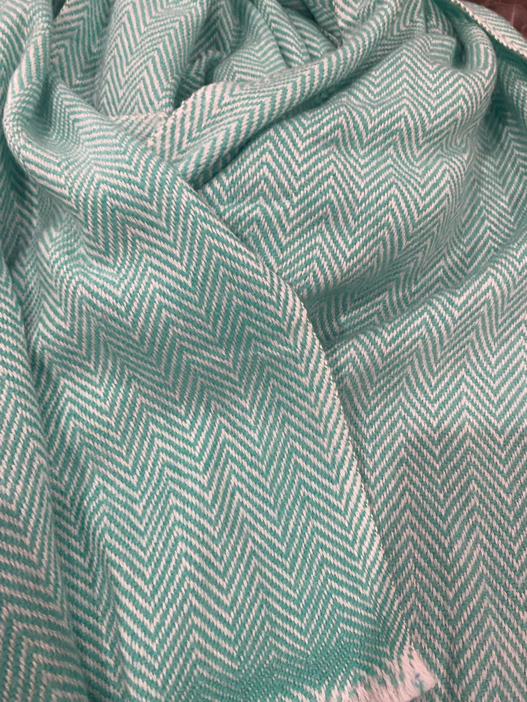 Julian Cashmere Unisex Muffler Scarf-Soft & Warm