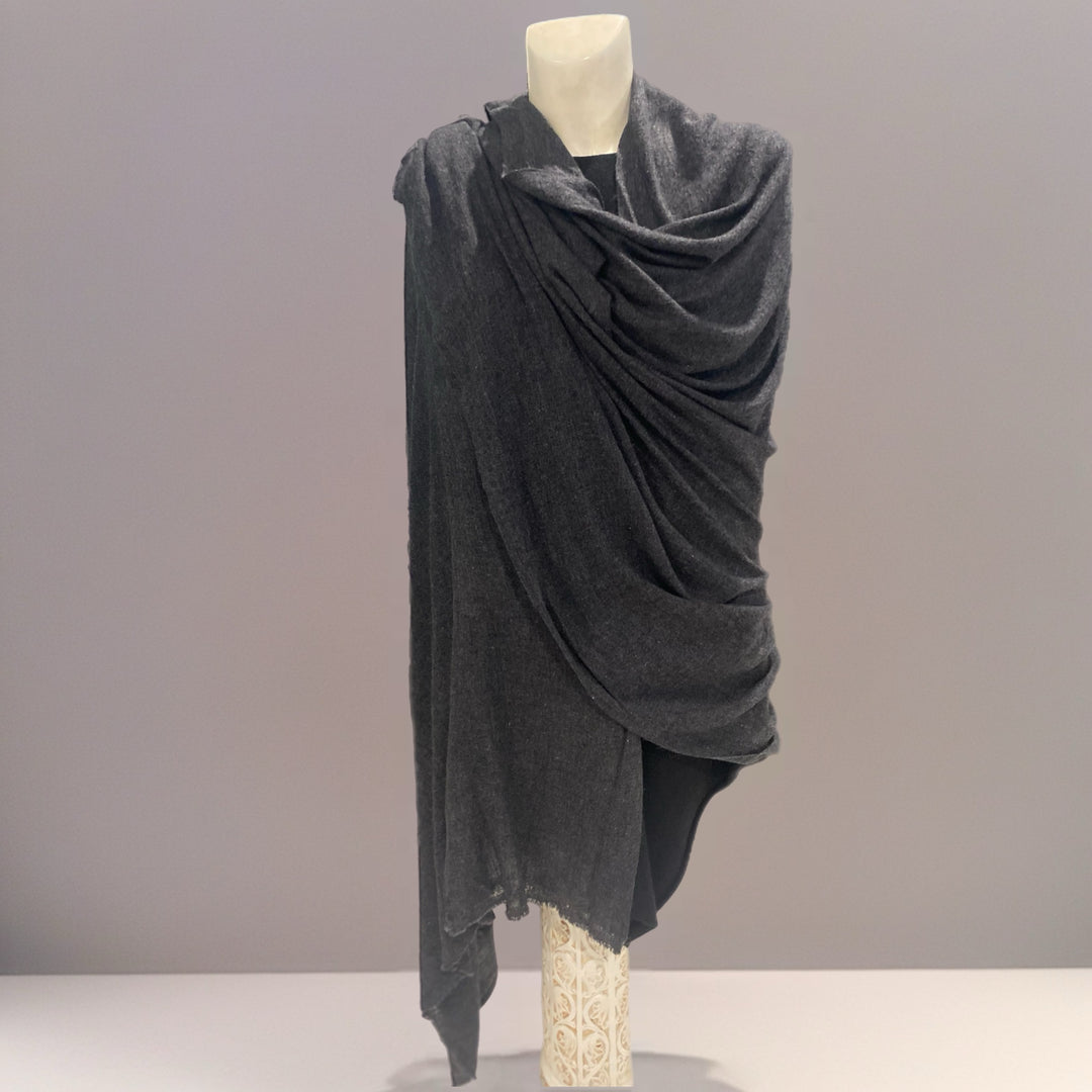 Charcoal Grey Julian Oversized Cashmere Hand Woven Travel Wrap