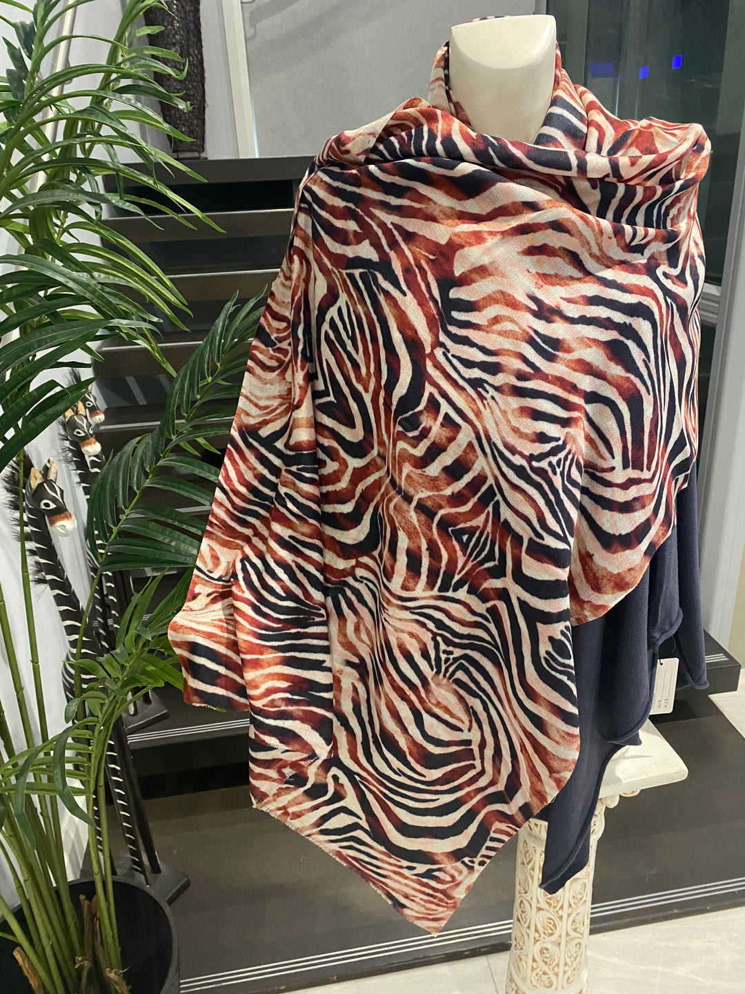 Animal Hesia 100% Cashmere Julian Scarf /Wrap