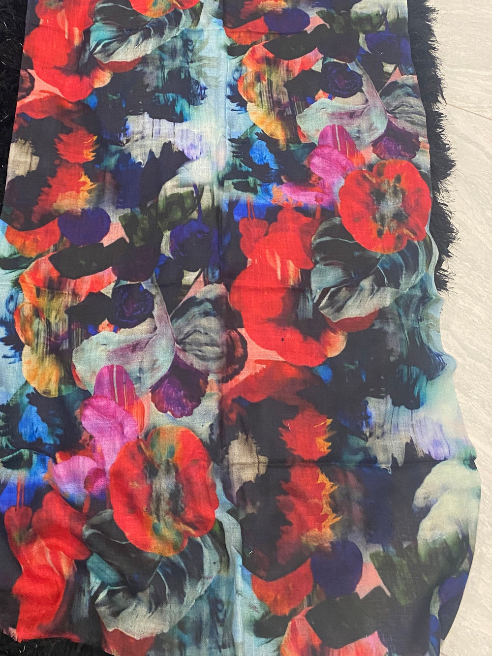 Mklane Cashmere Ultra fine Julian Scarf /Wrap-Black Holi