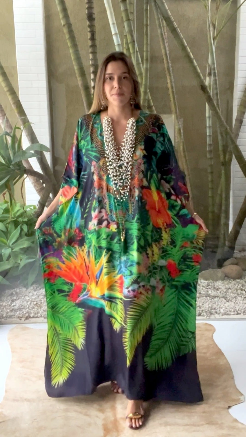 Coco Bella Milano’s Resorto Fusion kaftan 12-20