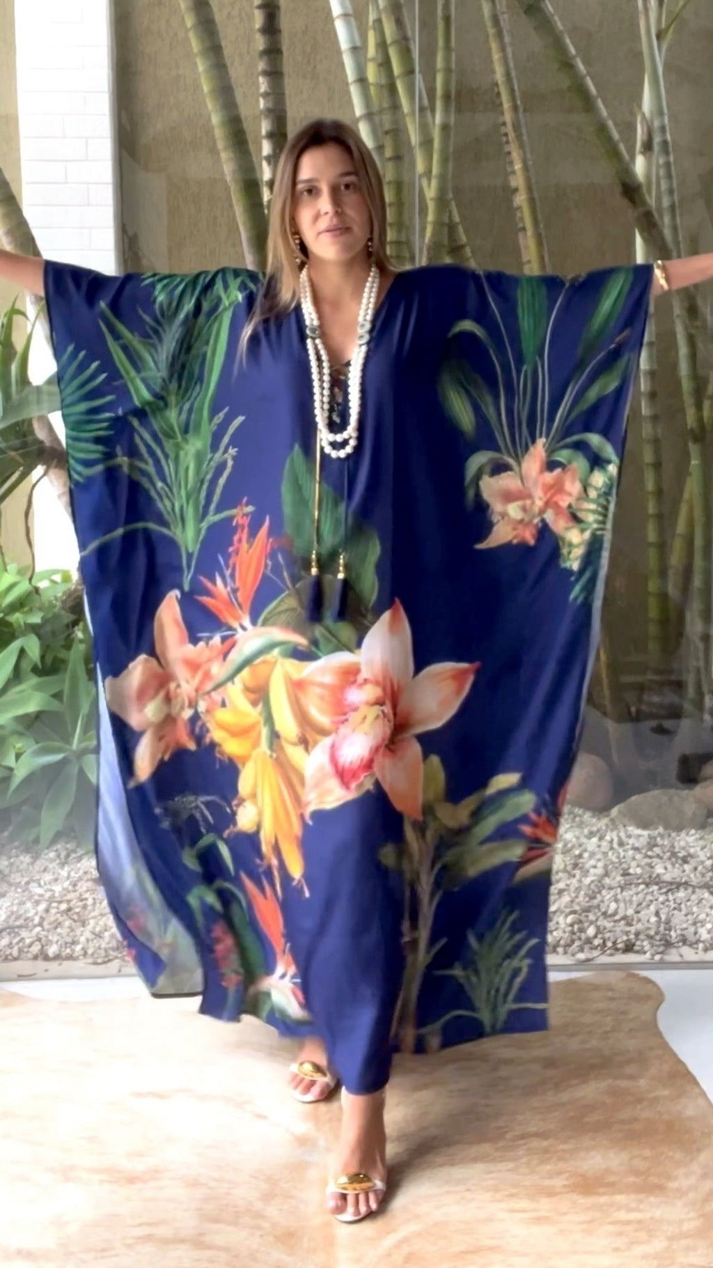 Coco Bella Milano’s Navy Blue kaftan 12-20