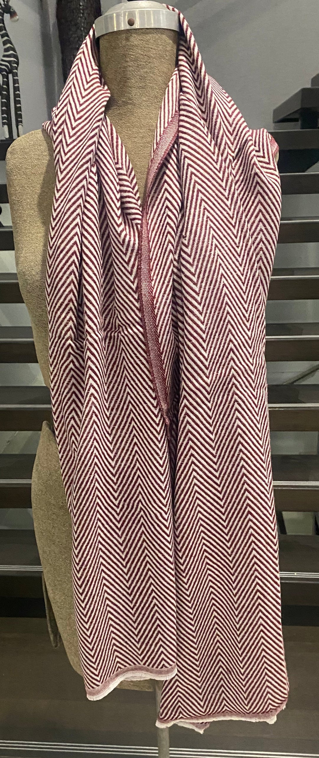 Julian Cashmere Woven Scarf Wine