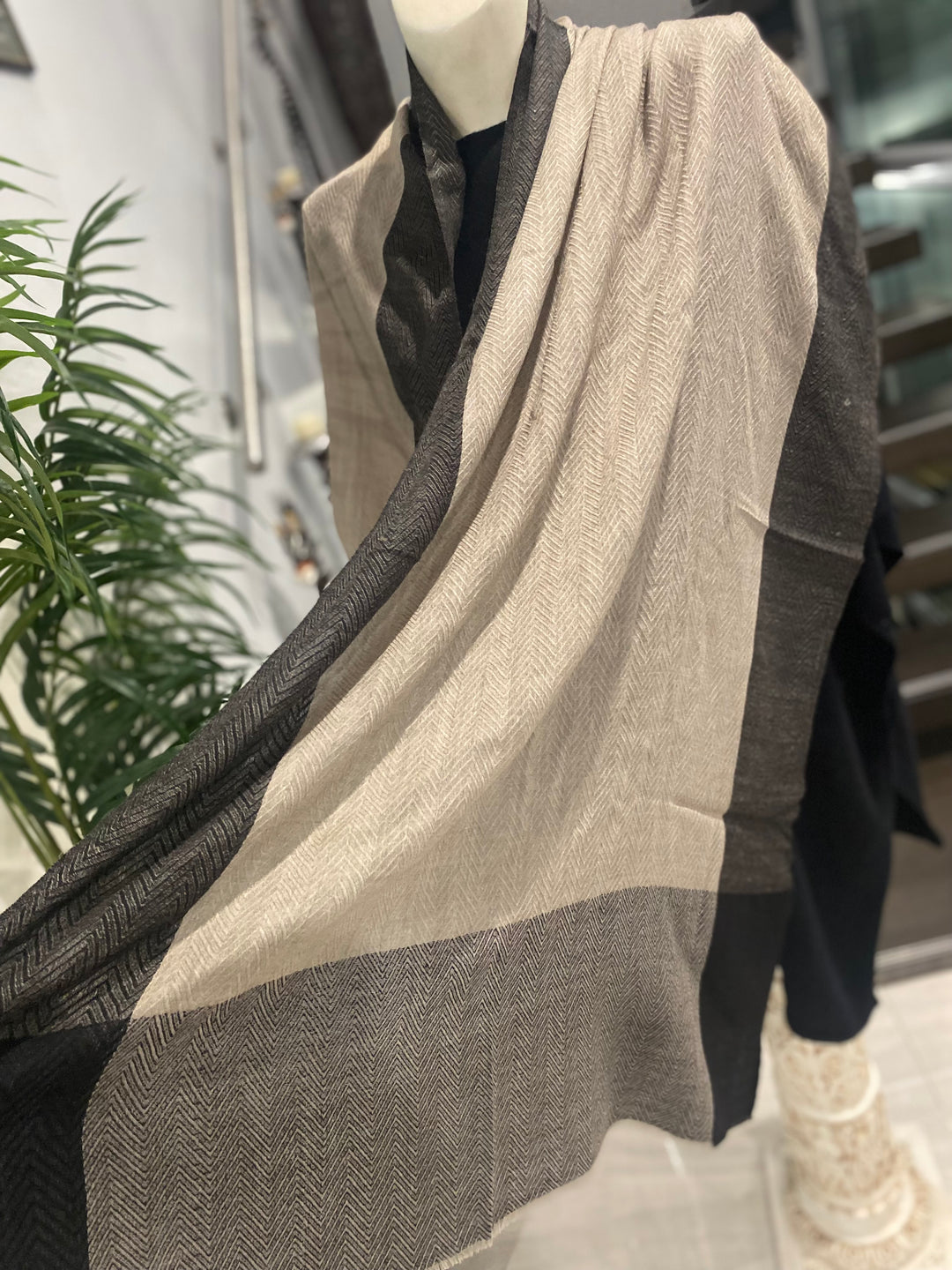 Colour block Herringbone 100% Cashmere Julian Scarf /Wrap
