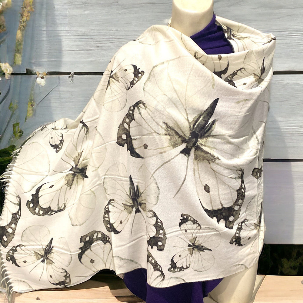 DEIA Ivory Winter Scarf