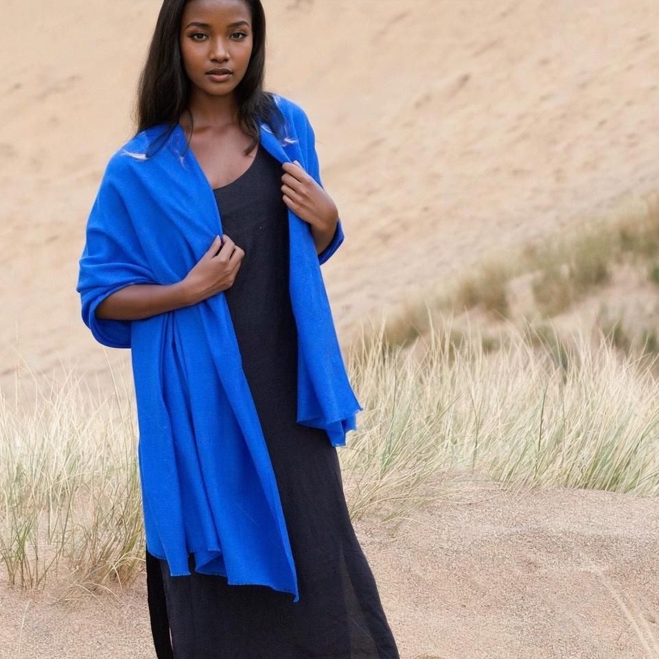 Julian Oversized handwoven pure cashmere scarf