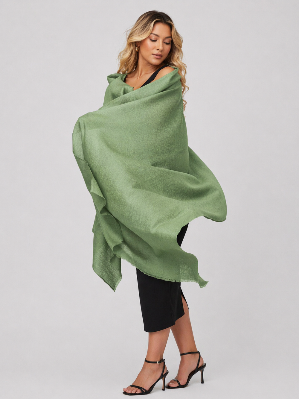 Julian Quartz cashmere oversized scarf