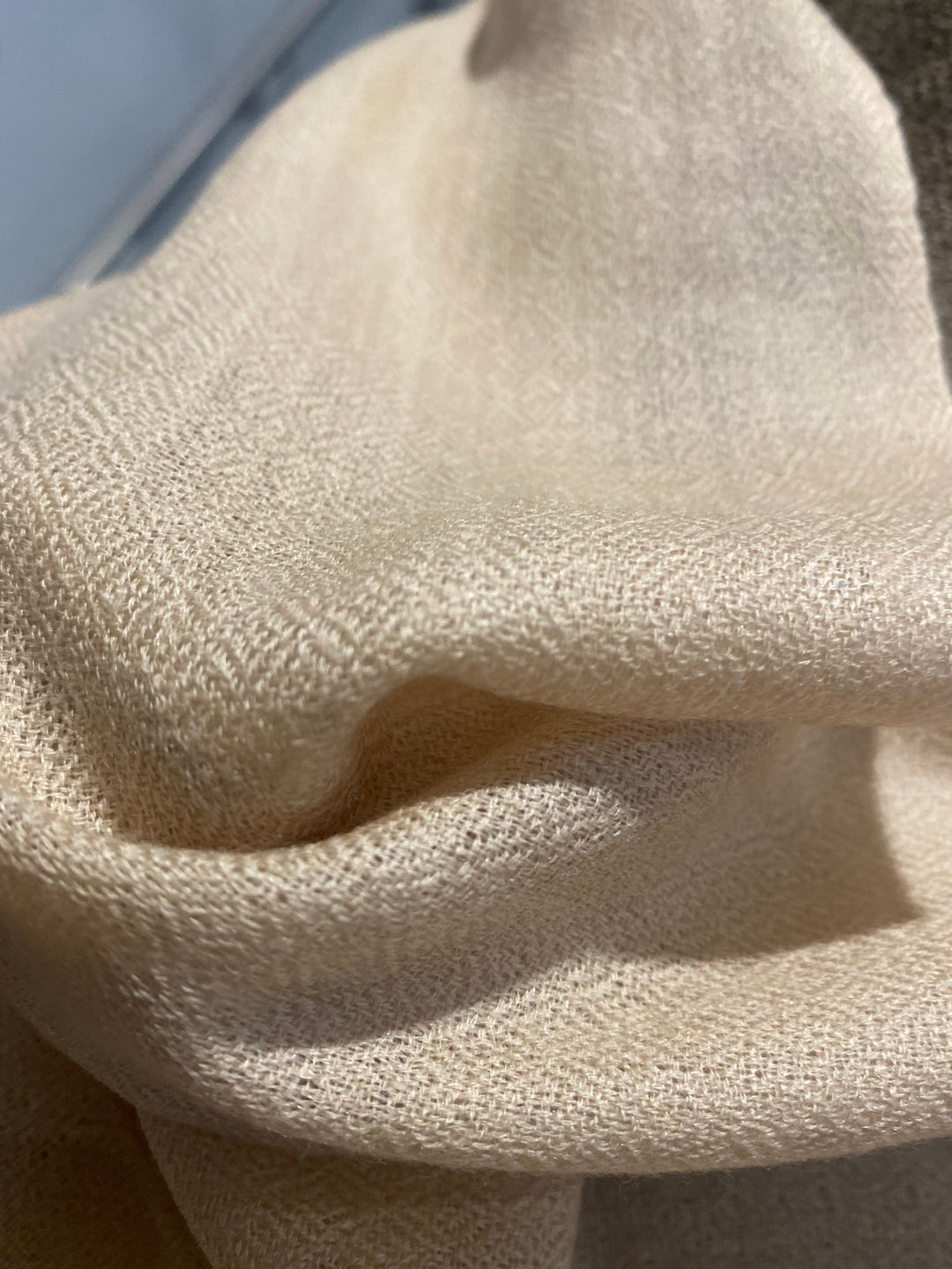 Beige Julian Quartz 100% cashmere oversized scarf/ wrap/ shawl