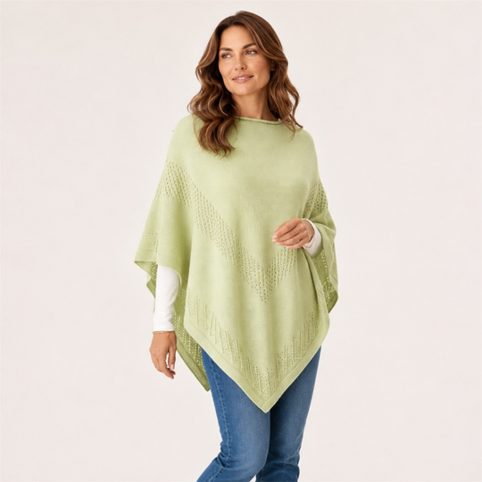 Maya Triangle Poncho -O/S AU 8-18