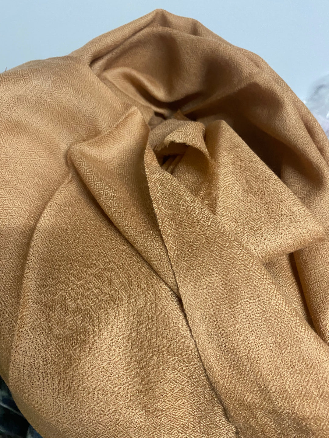 Julian Cashmere Ultra fine  oversized scarf Caramel Honey