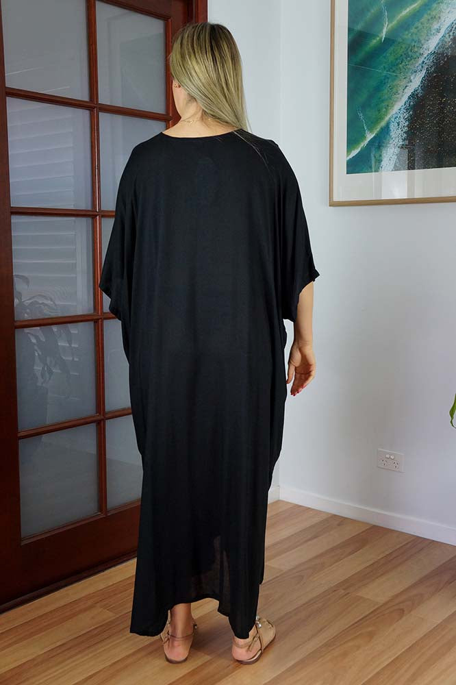 Maya Long Kaftan Black Kaftan O/S AU 16-26