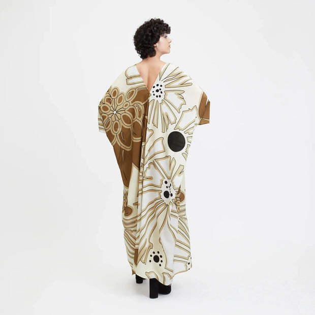 Bouquet Beauty: Women's Kaftan in Luxurious Floral Abstract