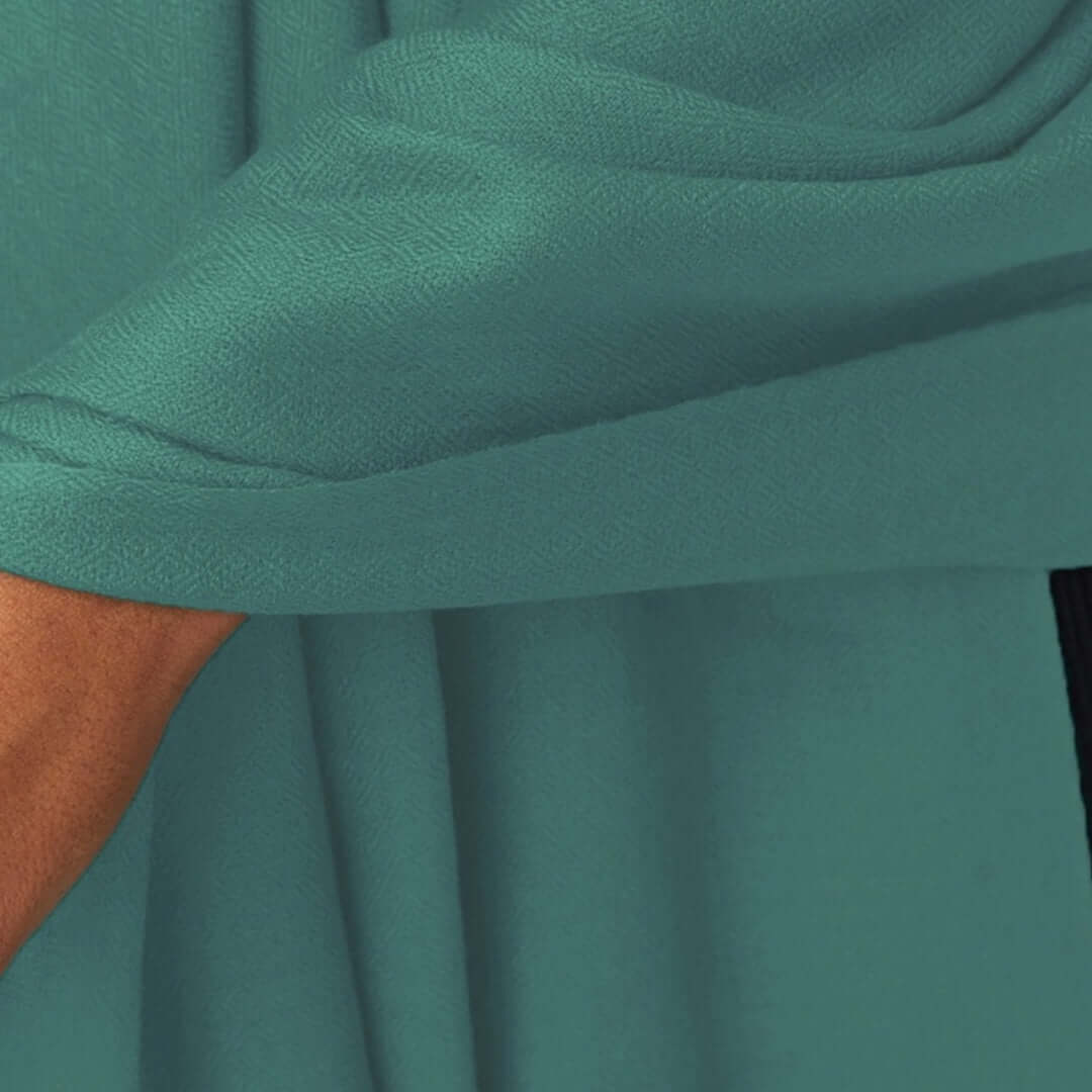 Julian Teal Cashmere Shawl – Luxurious, Soft & Ultra-Light