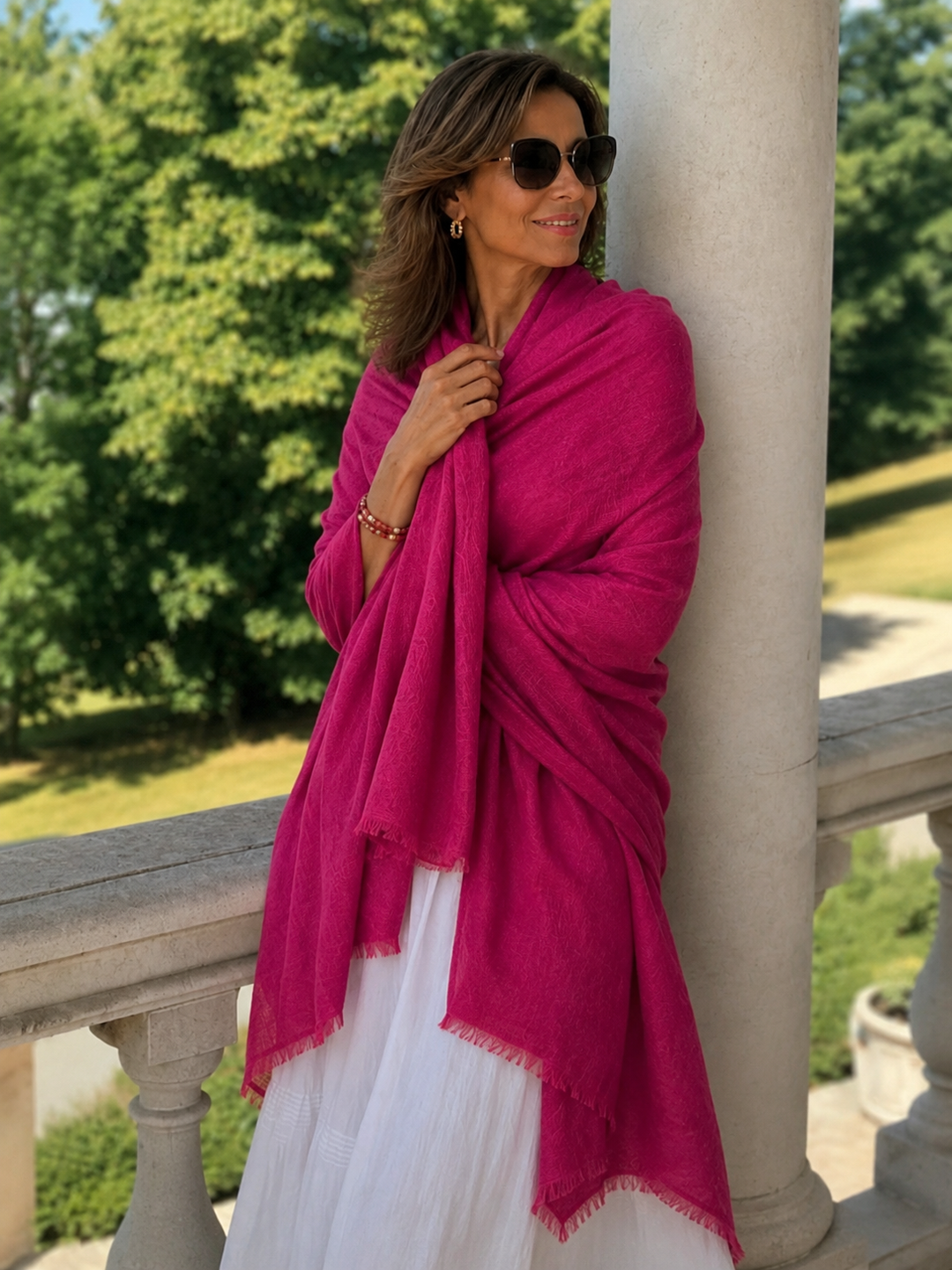 Julian Oversized handwoven pure cashmere scarf