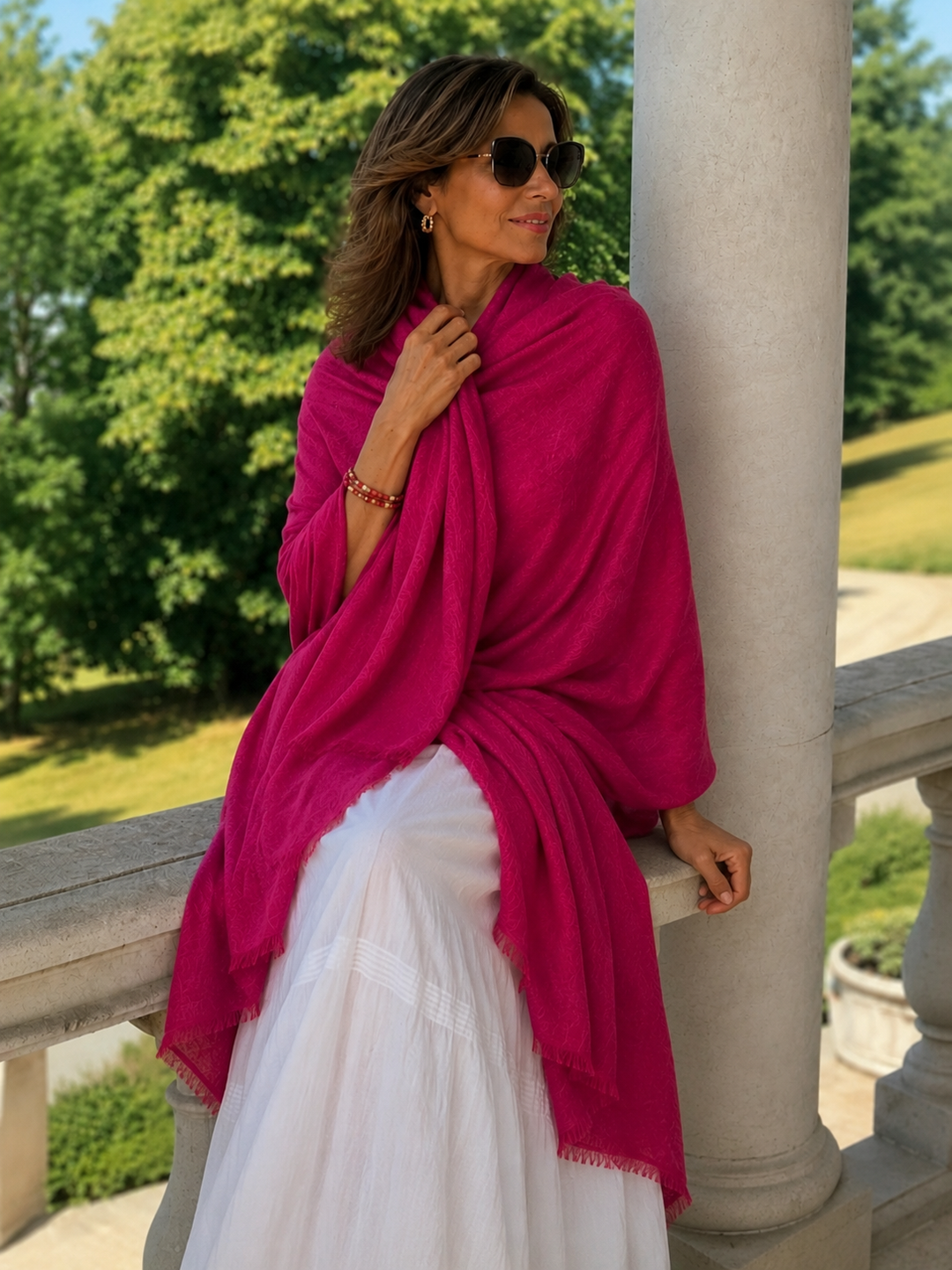 Julian Oversized handwoven pure cashmere scarf